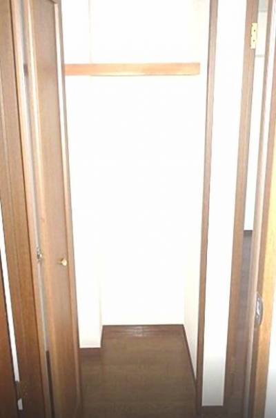 あらっ♪廊下にもクローゼット！