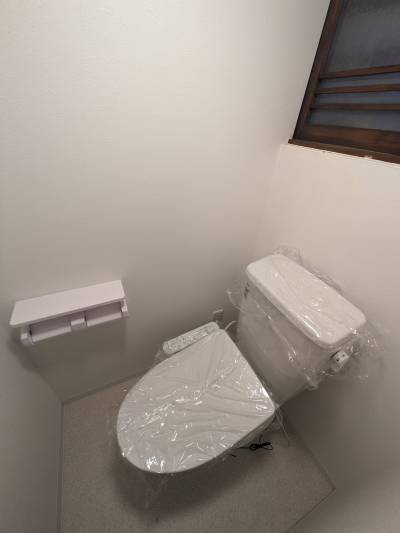 １Fトイレは温水洗浄便座を設置しました。