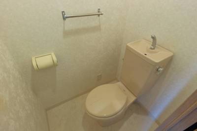 トイレ　浴室とは別です。