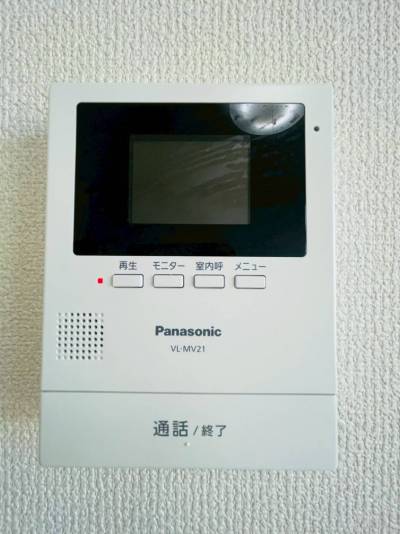 TVモニター付きインターホン完備！来客の顔が見えて安心です