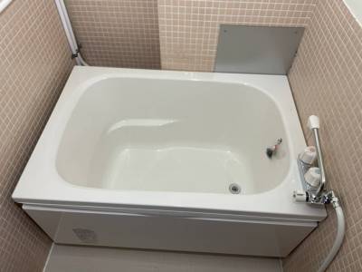 嬉しい窓付きお風呂☆もちろん風呂トイレ別です☆