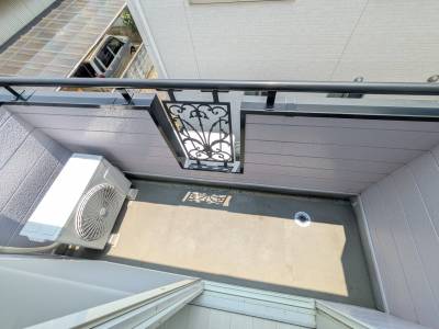南向きバルコニー。2階のお部屋です