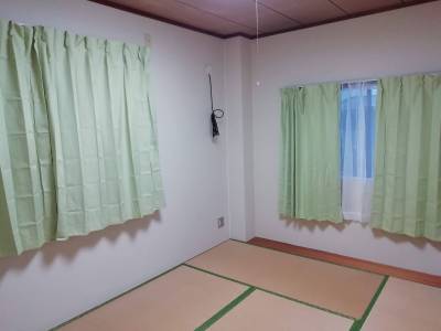 カーテン新品付き
