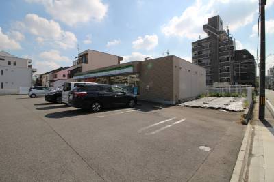 コンビニまで徒歩3分！