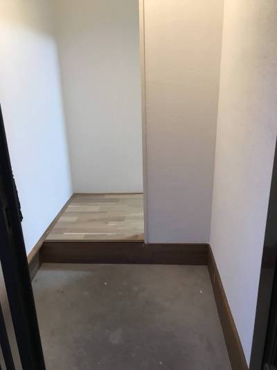 初期費用ゼロ！保証会社加入できない方も可！近隣に駐車場有り。