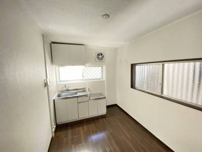 キッチンはリフォーム済み