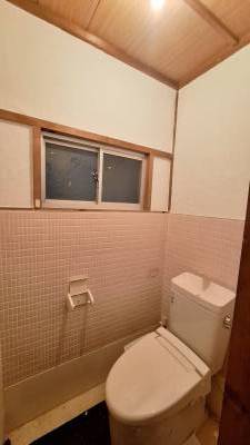 温水洗浄便座がうれしいお手洗い♪