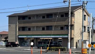 ☆コンビニあります。