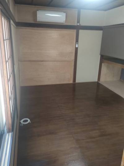 １階６畳洋室です