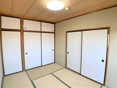 6帖和室。畳は表替え済みです