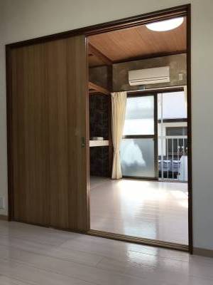 照明器具・エアコン・カーテン付き