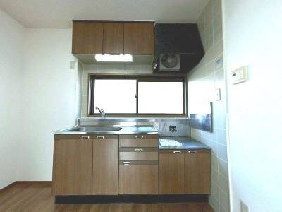 シンプルで使いやすいキッチン付き