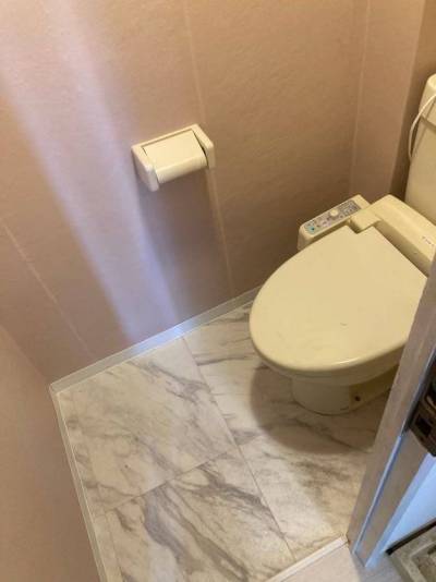 トイレ　温便座付き