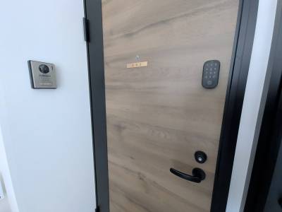 指紋、ICカード、暗証番号設定可能