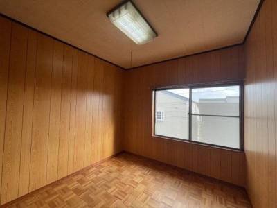 ２F洋室。子供部屋にぴったりです