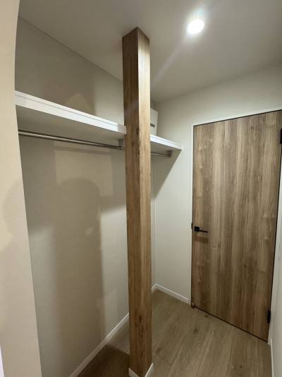 玄関から直ぐのWIC