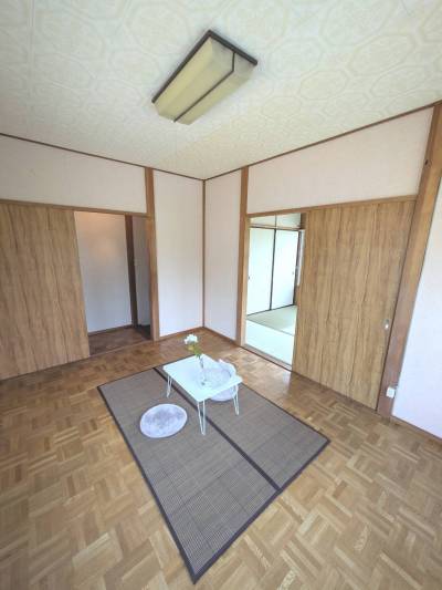 フローリングの2階居室