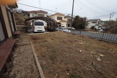 広大な駐車可能な庭です