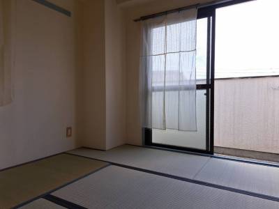ベランダ広いですよ