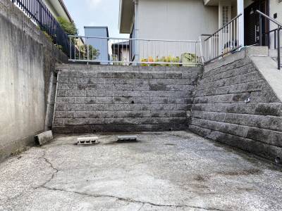 広々の駐車場です。近隣で追加も契約できます！