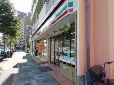 コンビニ徒歩3分