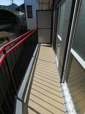 真南向きの広々専用バルコニー