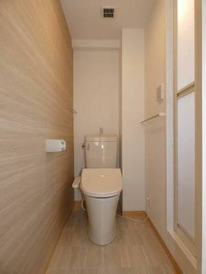 ウォシュレット付節水トイレ