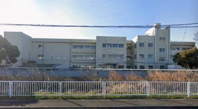 加須北中学校　徒歩20分