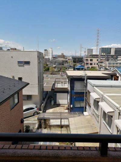 ベランダからの眺望です。