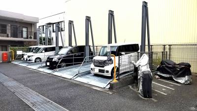 駐車場・バイク置場