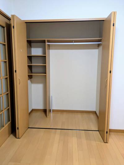 洋室収納はかなり広いです！すっきり暮らせる。幅158奥行83