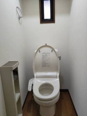 新トイレ2年前交換済み
ウォシュレット付き