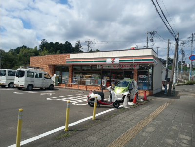 セブン-イレブン 仙台荒巻本沢店 徒歩6分(400m)