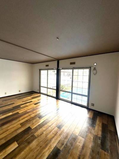 庭に出ることができます。