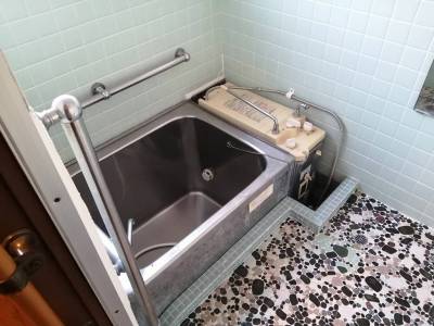 バランス釜、給湯器に交換済み