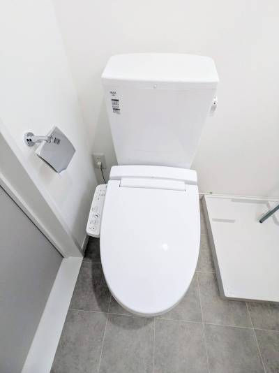 嬉しいバス・トイレ別！そしてウォシュレット付き！