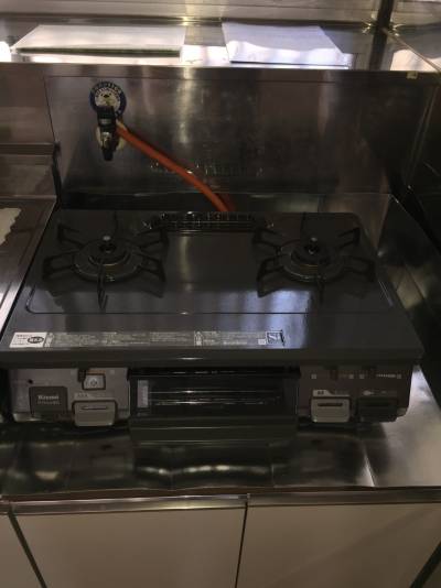 ＬＰガスコンロ〜リンナイ製魚焼きグリル付き２口コンロ