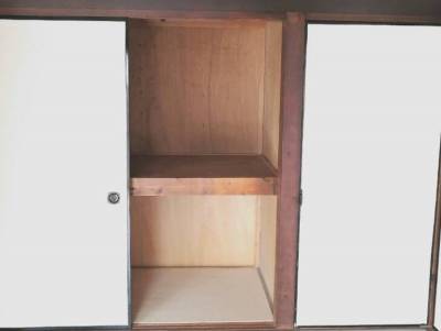 押入れ　収納多いです