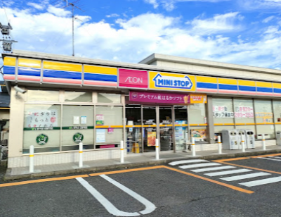 徒歩わずか1分にコンビニ♪