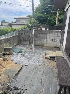 庭。南側で、家庭菜園や洗濯物干しに最適です。
