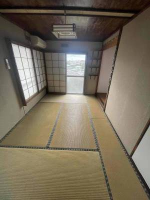 和室。畳の部屋も快適です。