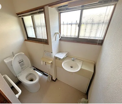 広々したトイレです。