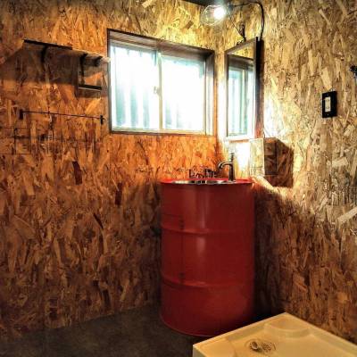 インダストリアルでCOOLな独立洗面台！もちろん混合水栓！