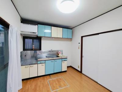 白を基調としたキッチン。清潔感Good♡