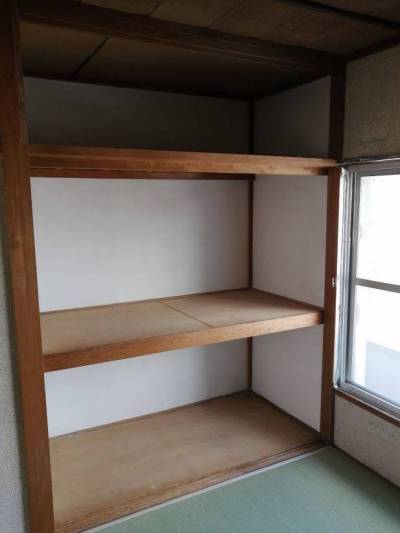 使い方は自由です。押し入れDIYをどうぞ。