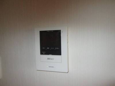 テレビドアモニターフォン付きで安全。