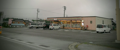 近隣にあるセブン-イレブン 南箕輪南原店です。