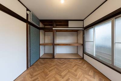 1階洋室6.5帖の収納