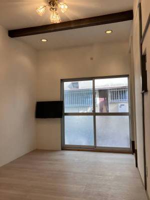 壁掛けテレビ付き