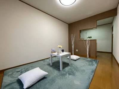 リビング
音声認識シーリングライト付き